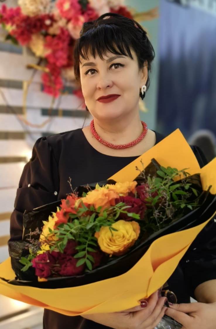 Буркова Людмила Викторовна.