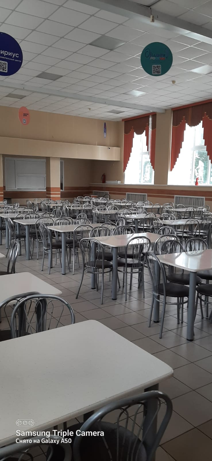 Изображения столовой.